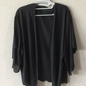 Black 3/4 sleeve kimono